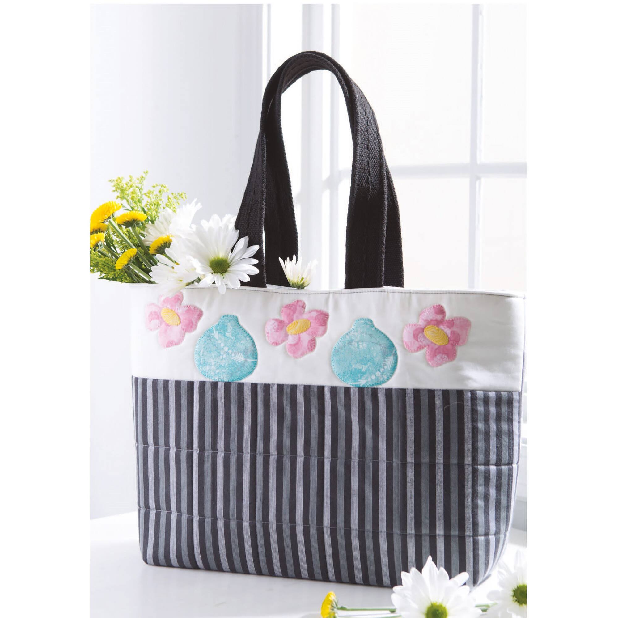 Leisure Arts® Quilt & Sew City Block Book